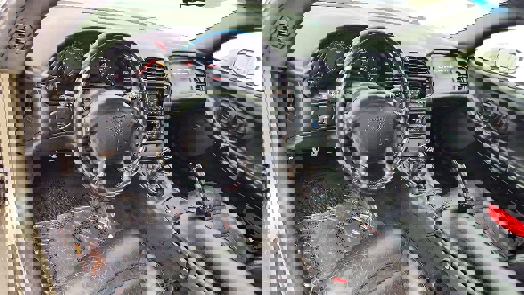 Used 2000 Chevrolet Corvette Convertible w/ Memory Pkg RWD image 12