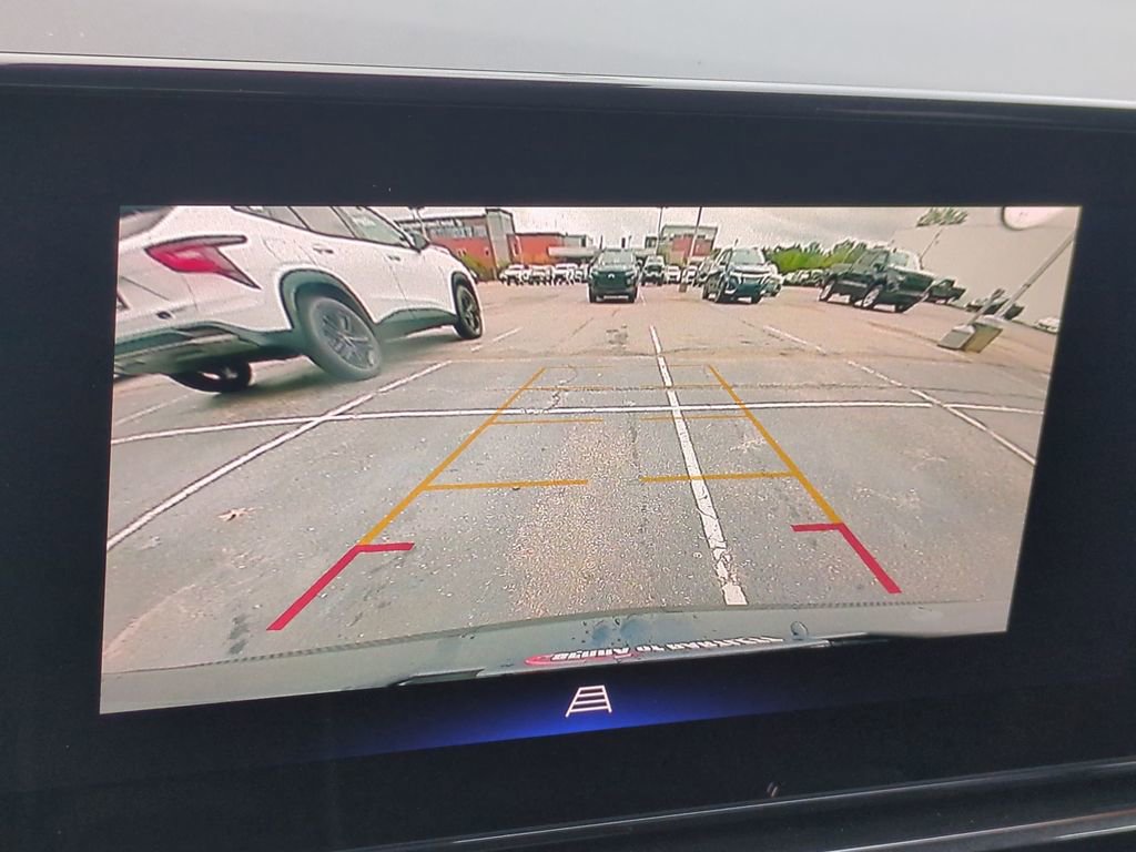 Used 2024 Chevrolet TrailBlazer RS image 14