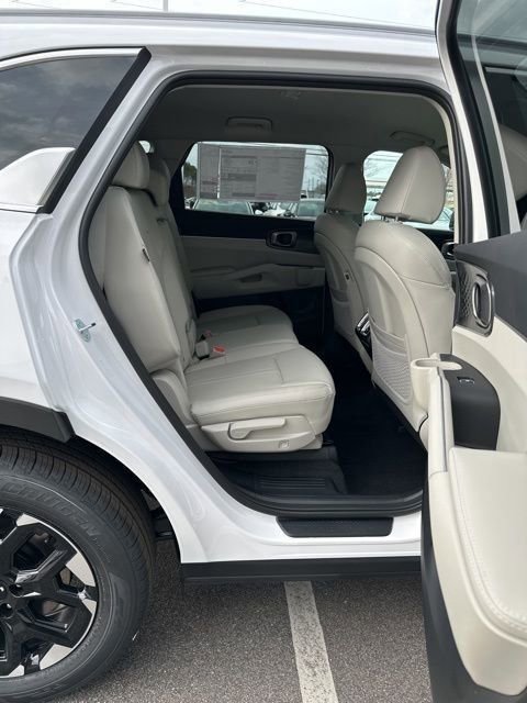 New 2026 Kia Sorento S image 13