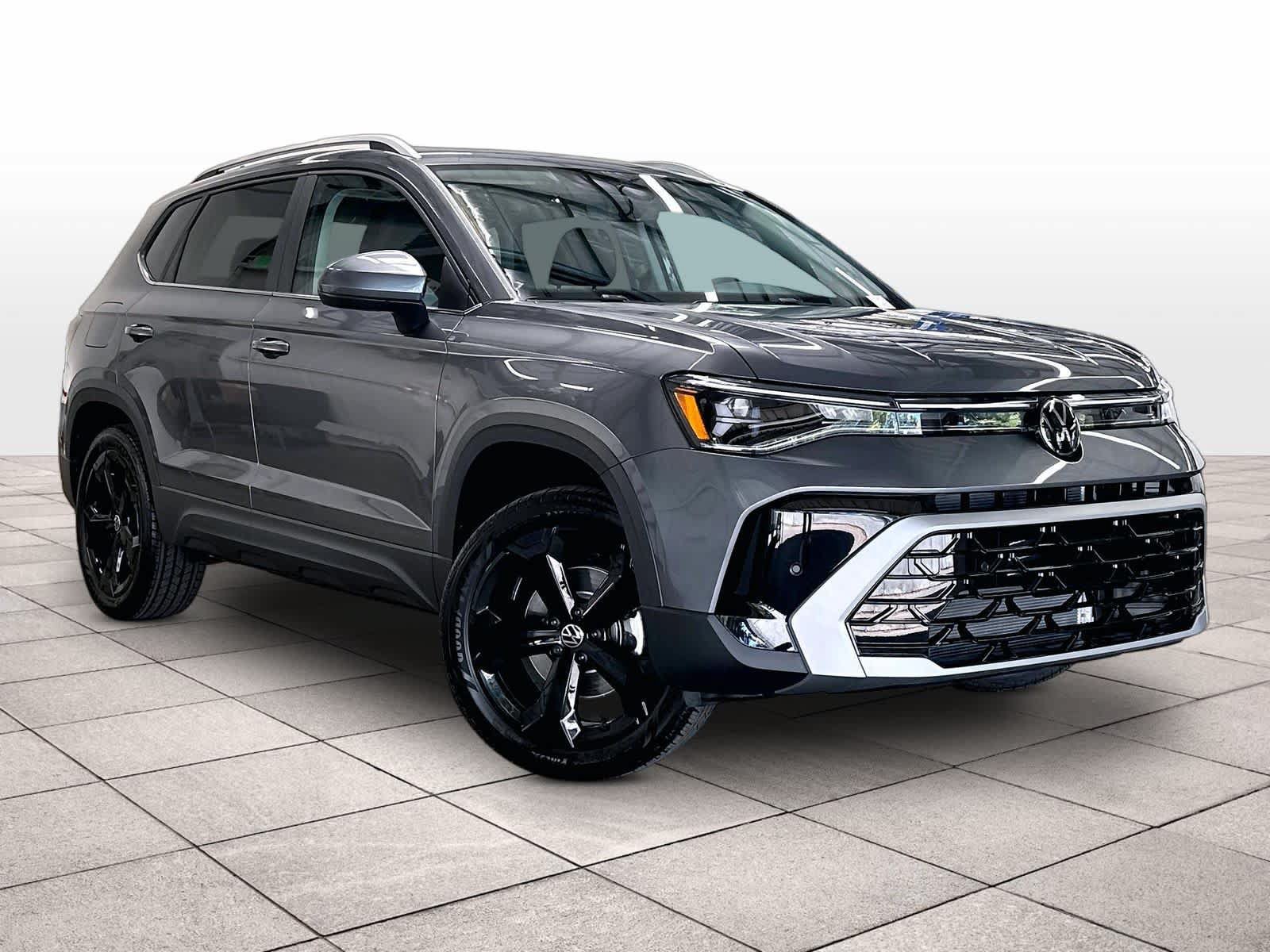 New 2026 Volkswagen Taos SEL AWD/4WD image 2