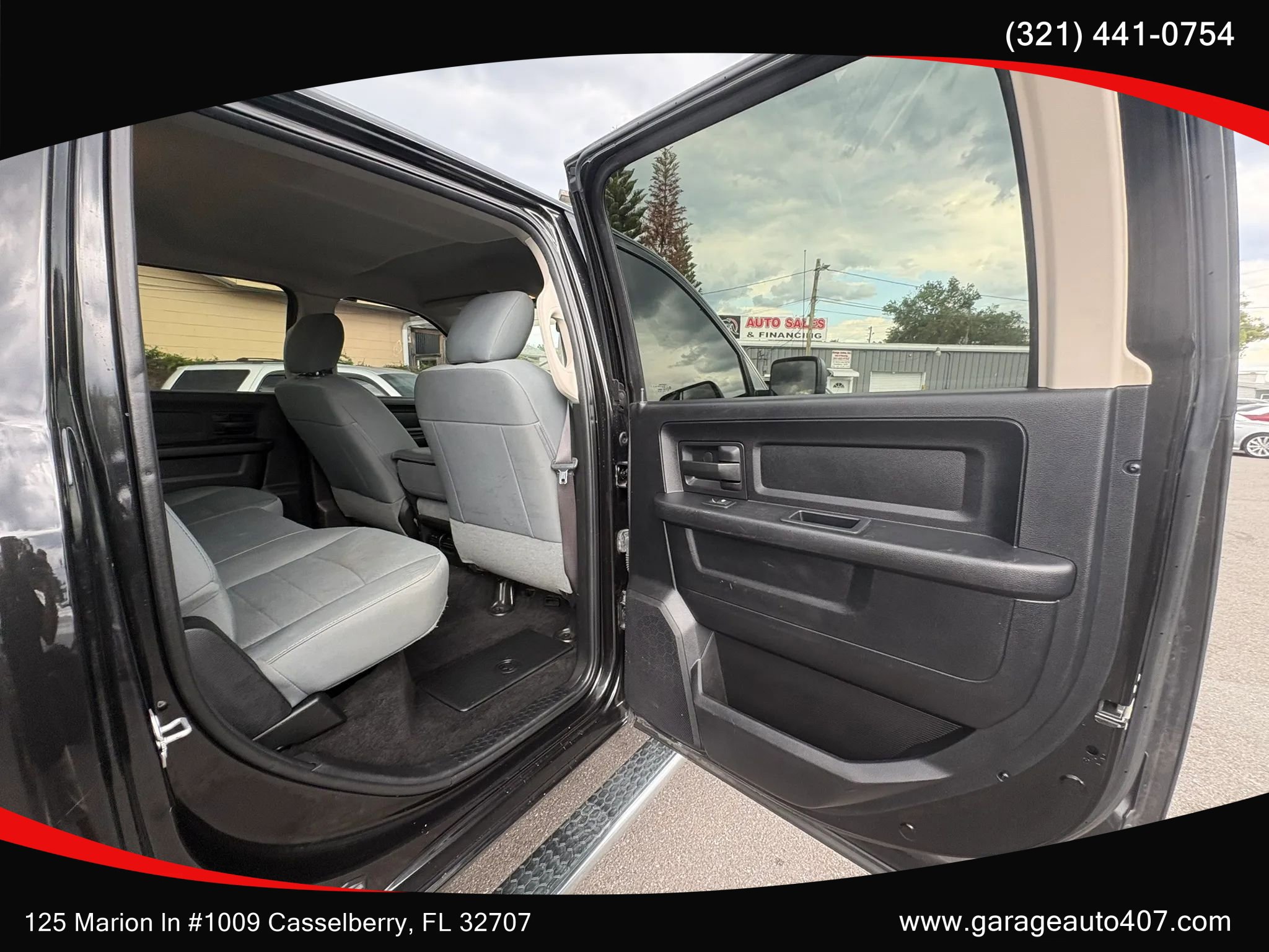Used 2017 RAM 2500 Tradesman w/ Chrome Appearance Group AWD/4WD image 32