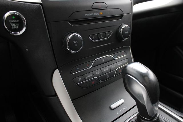 Used 2016 Ford Edge SEL w/ Equipment Group 201A image 17