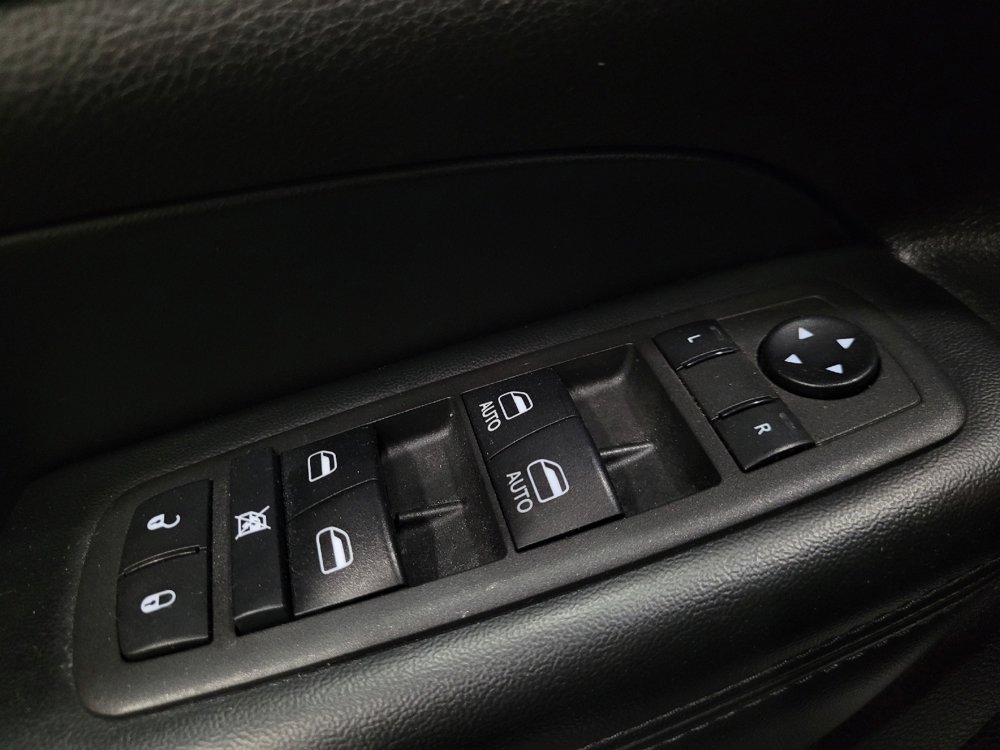 Used 2021 Jeep Grand Cherokee Laredo X AWD/4WD image 27