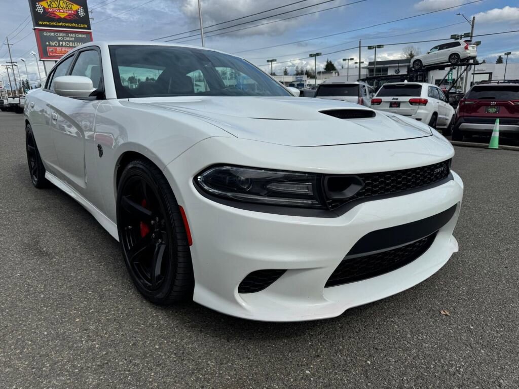 Used 2019 Dodge Charger SRT Hellcat w/ Navigation & Travel Group image 7