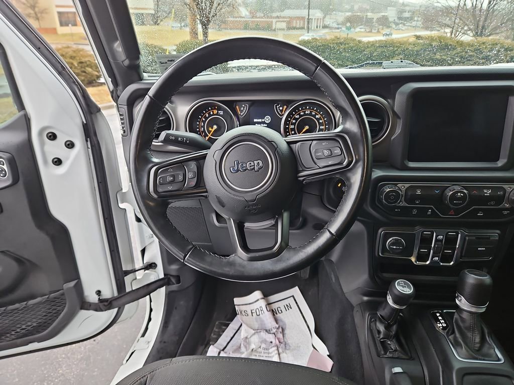 Used 2022 Jeep Gladiator Sport image 14