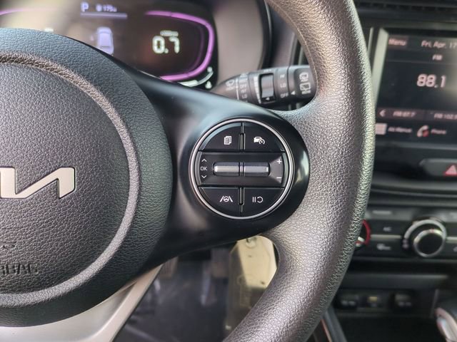 Used 2023 Kia Soul LX w/ LX Technology Package image 13