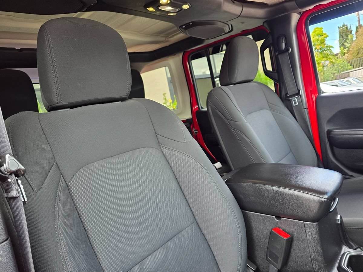 Used 2019 Jeep Wrangler Unlimited Sport S AWD/4WD image 15