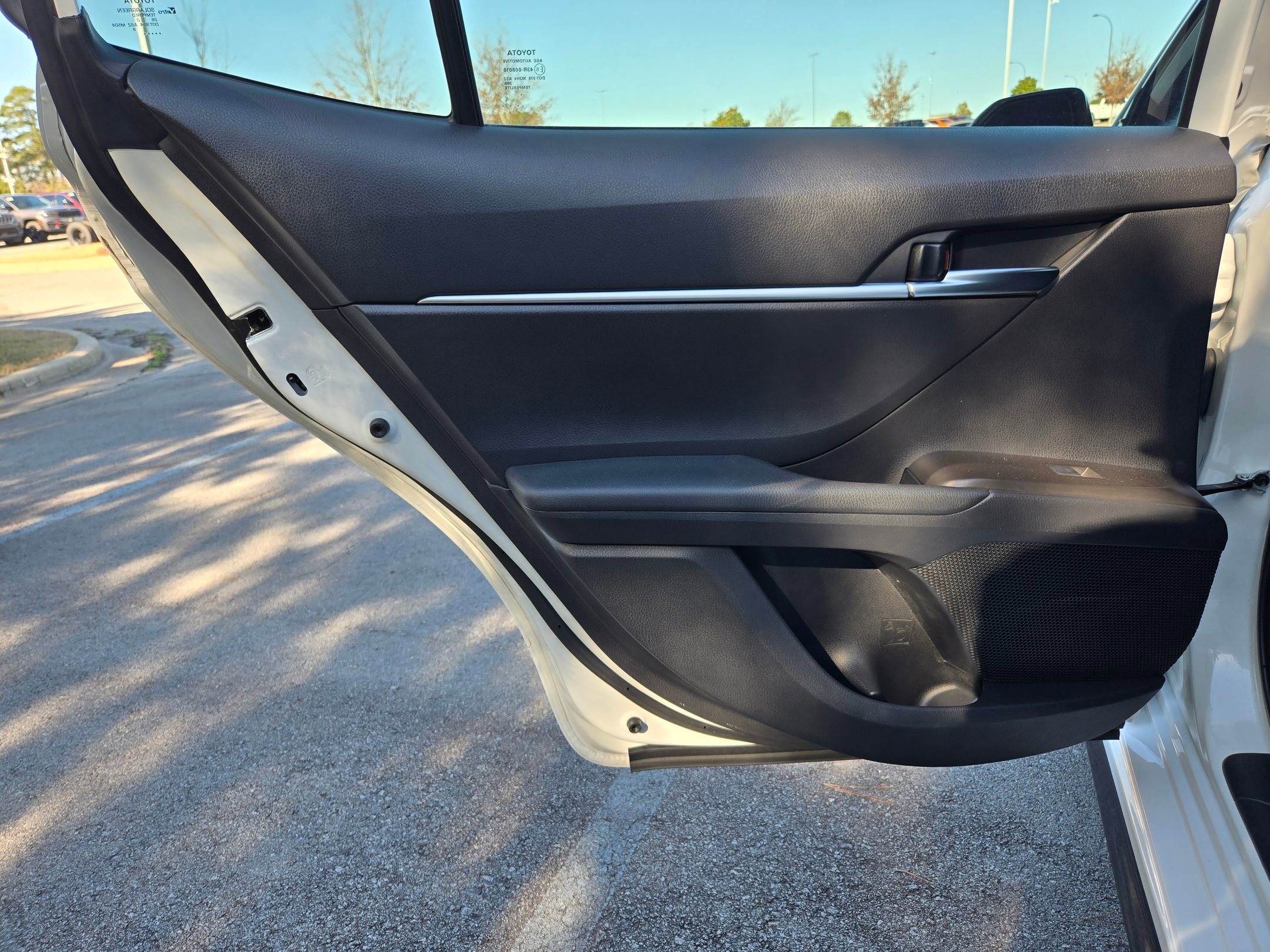 Used 2023 Toyota Camry SE image 28