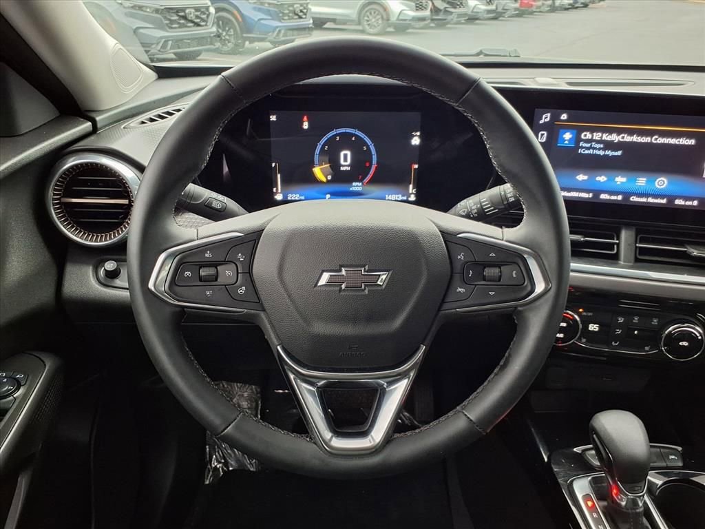 Used 2025 Chevrolet Trax ACTIV w/ Driver Confidence Package image 14