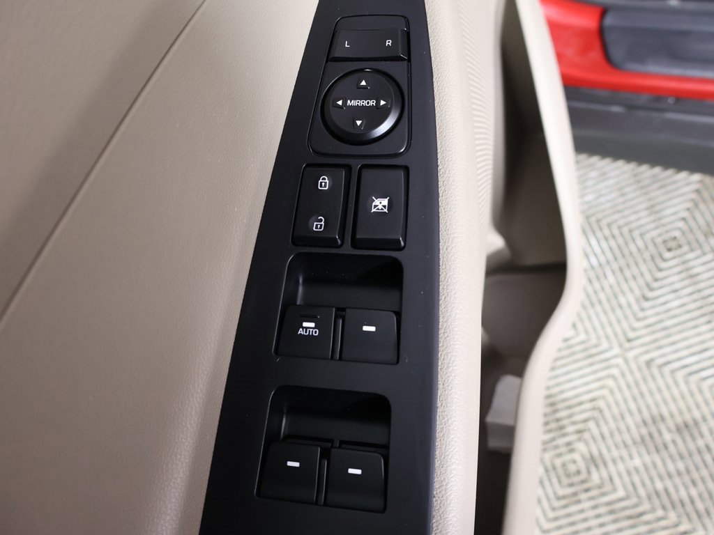 Used 2021 Hyundai Tucson Value w/ Cargo Package image 33