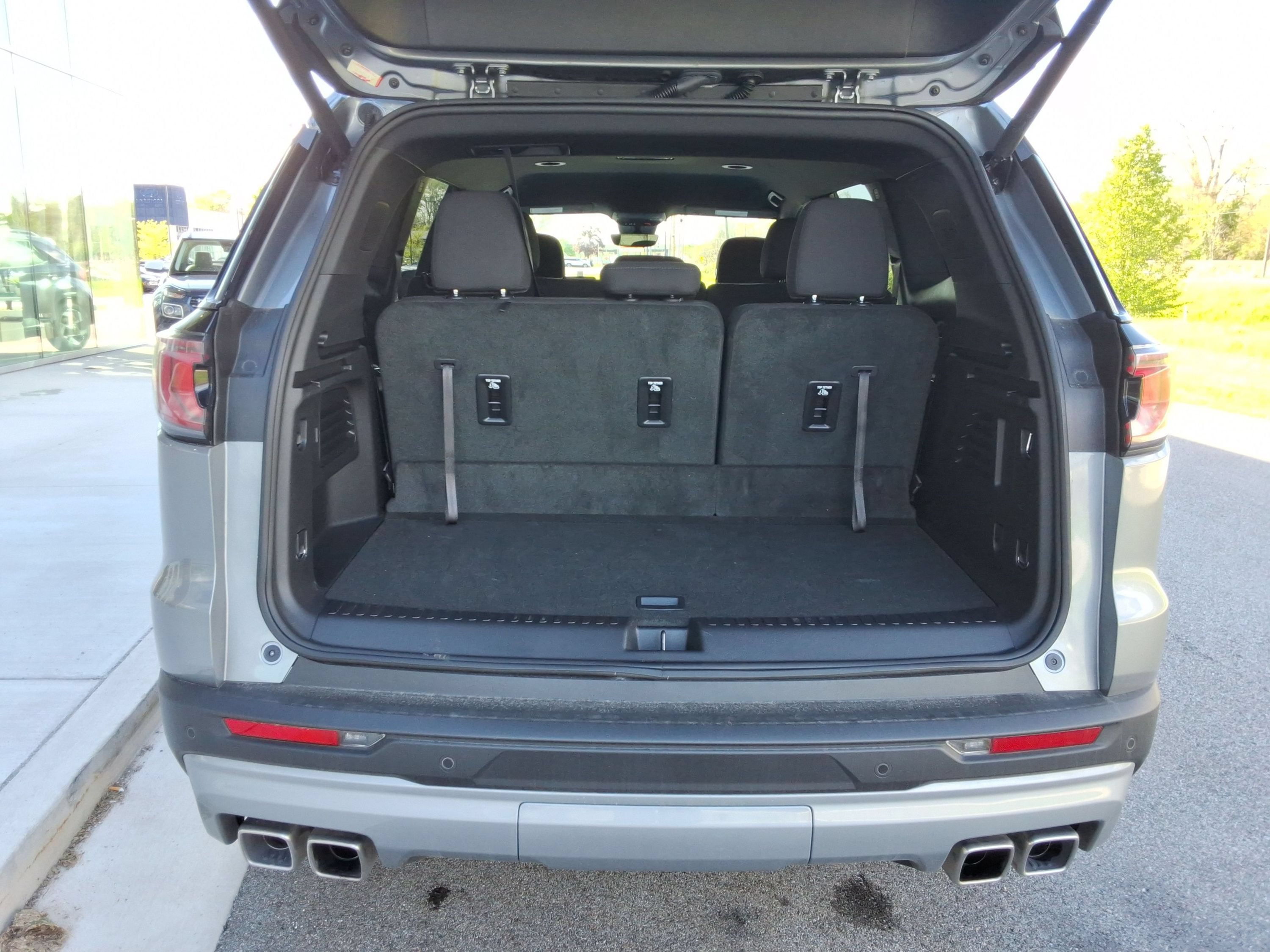 Used 2026 GMC Acadia Elevation FWD image 33