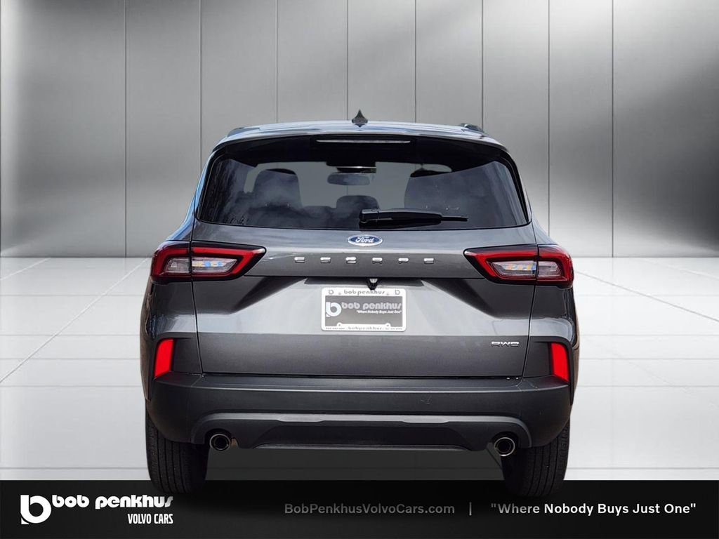 Used 2025 Ford Escape ST-Line Select AWD/4WD image 26