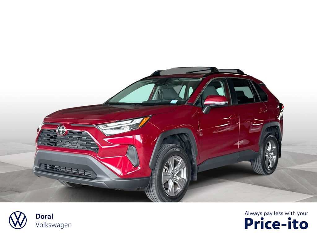 Used 2024 Toyota RAV4 XLE w/ Convenience Package FWD image 1