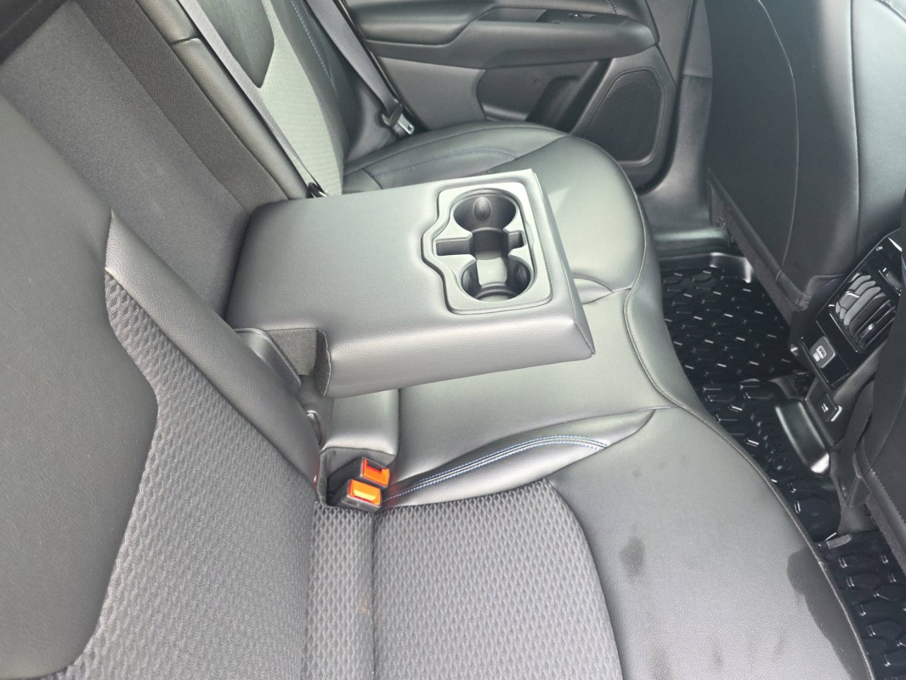 New 2026 Jeep Compass Latitude AWD/4WD image 23