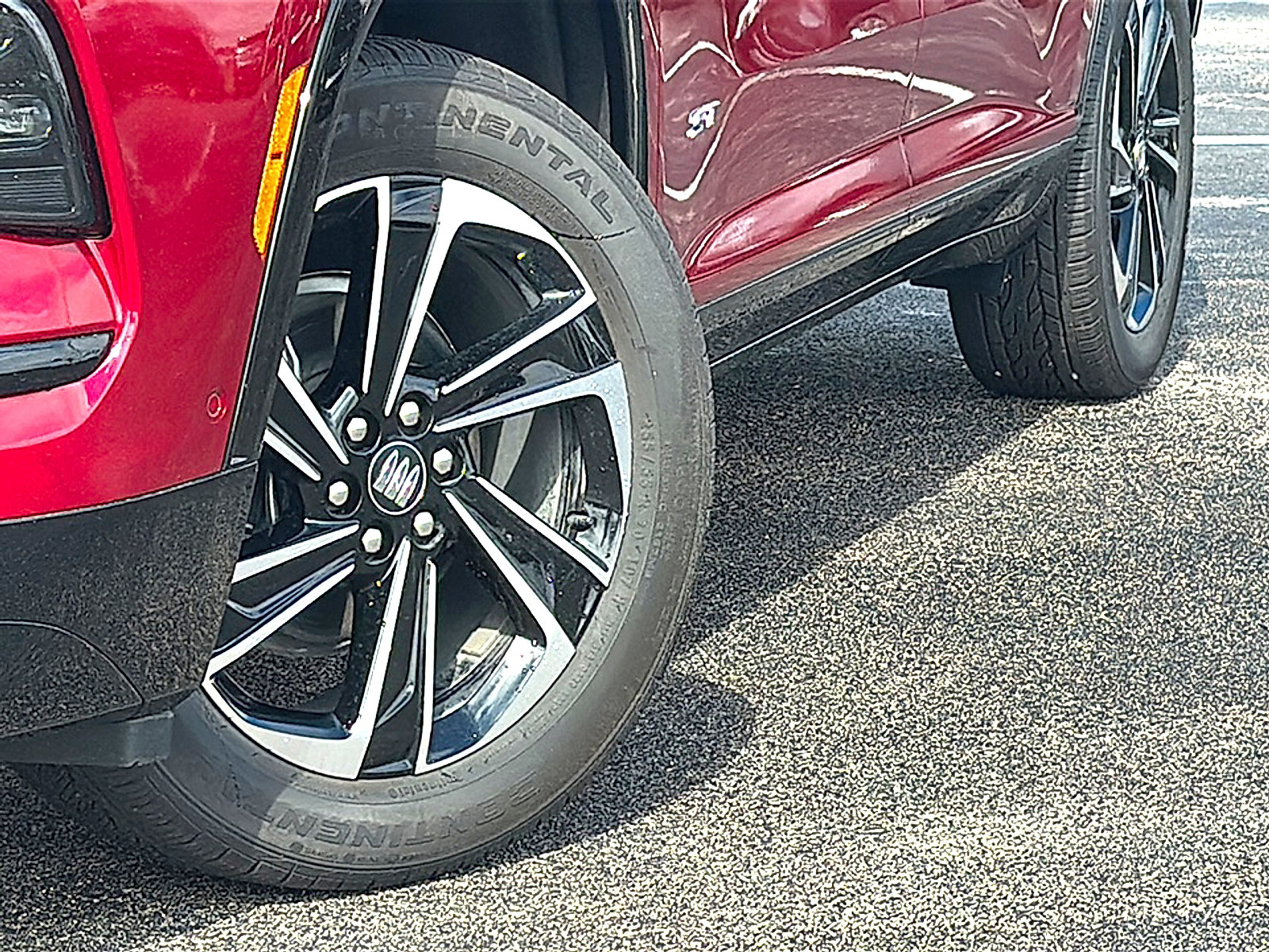 New 2026 Buick Enclave Sport Touring w/ Super Cruise Package image 3