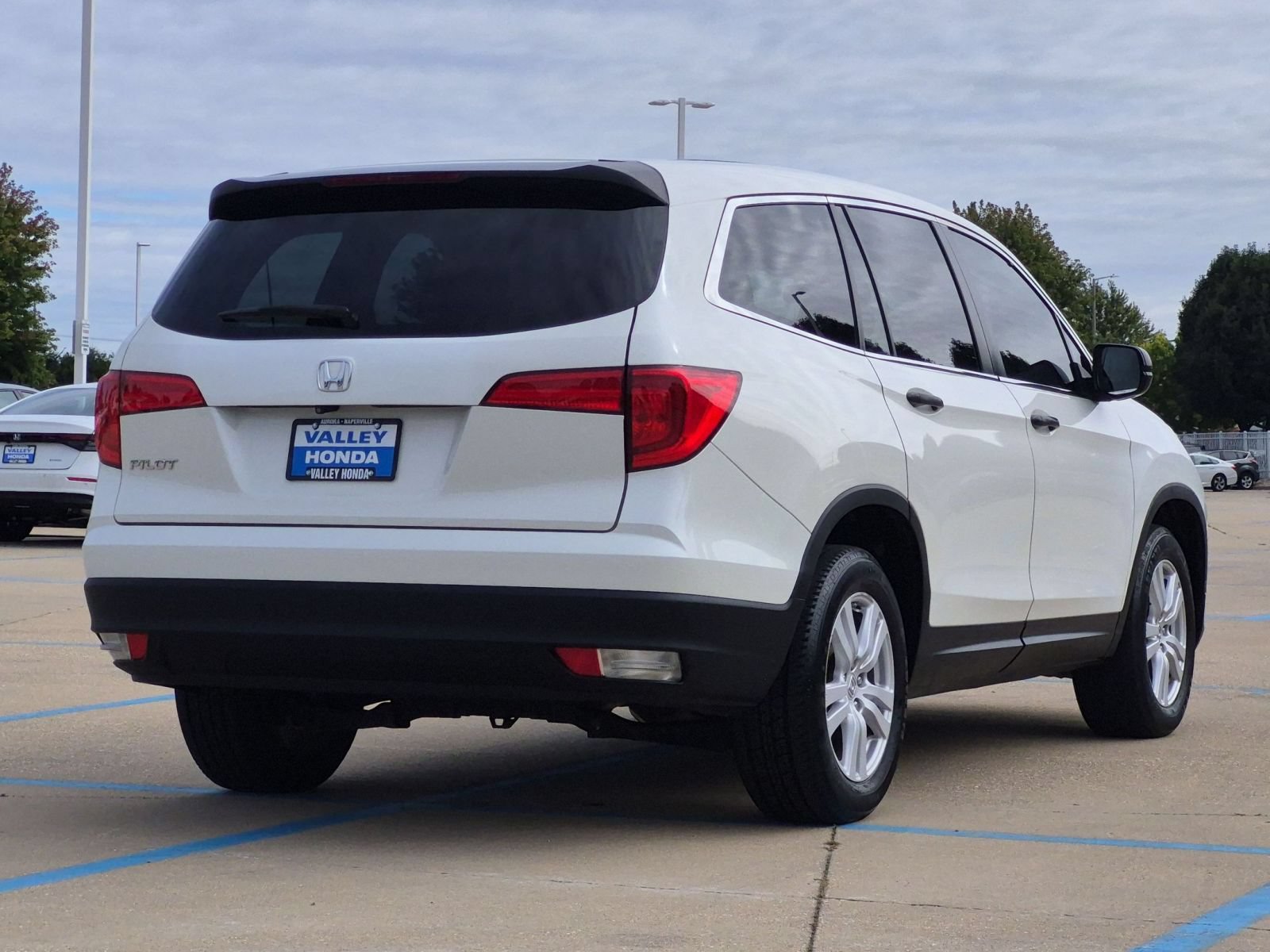 Used 2016 Honda Pilot LX image 7