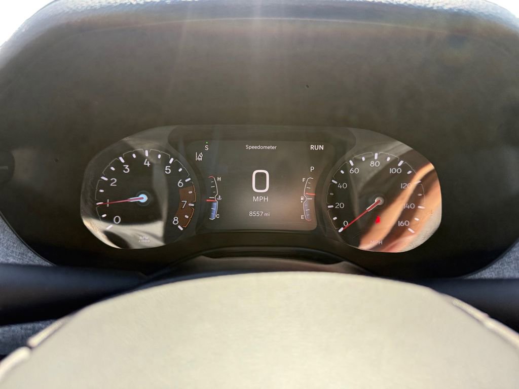 Used 2025 Jeep Compass Latitude image 14