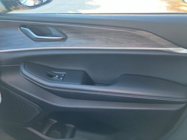 Certified 2023 Jeep Grand Cherokee L Limited image 20