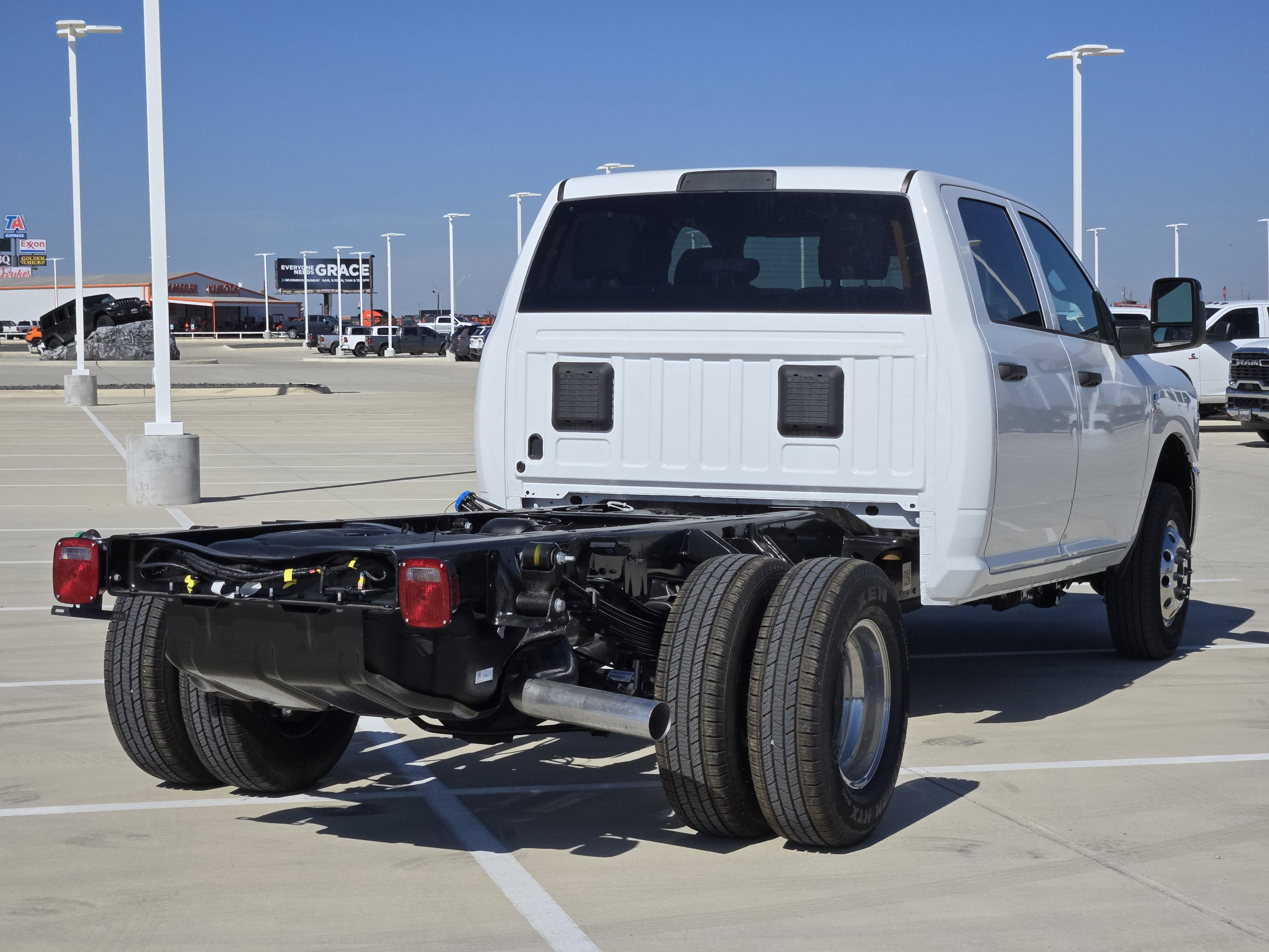 New 2026 RAM 3500 Tradesman w/ Chrome Appearance Group AWD/4WD image 5