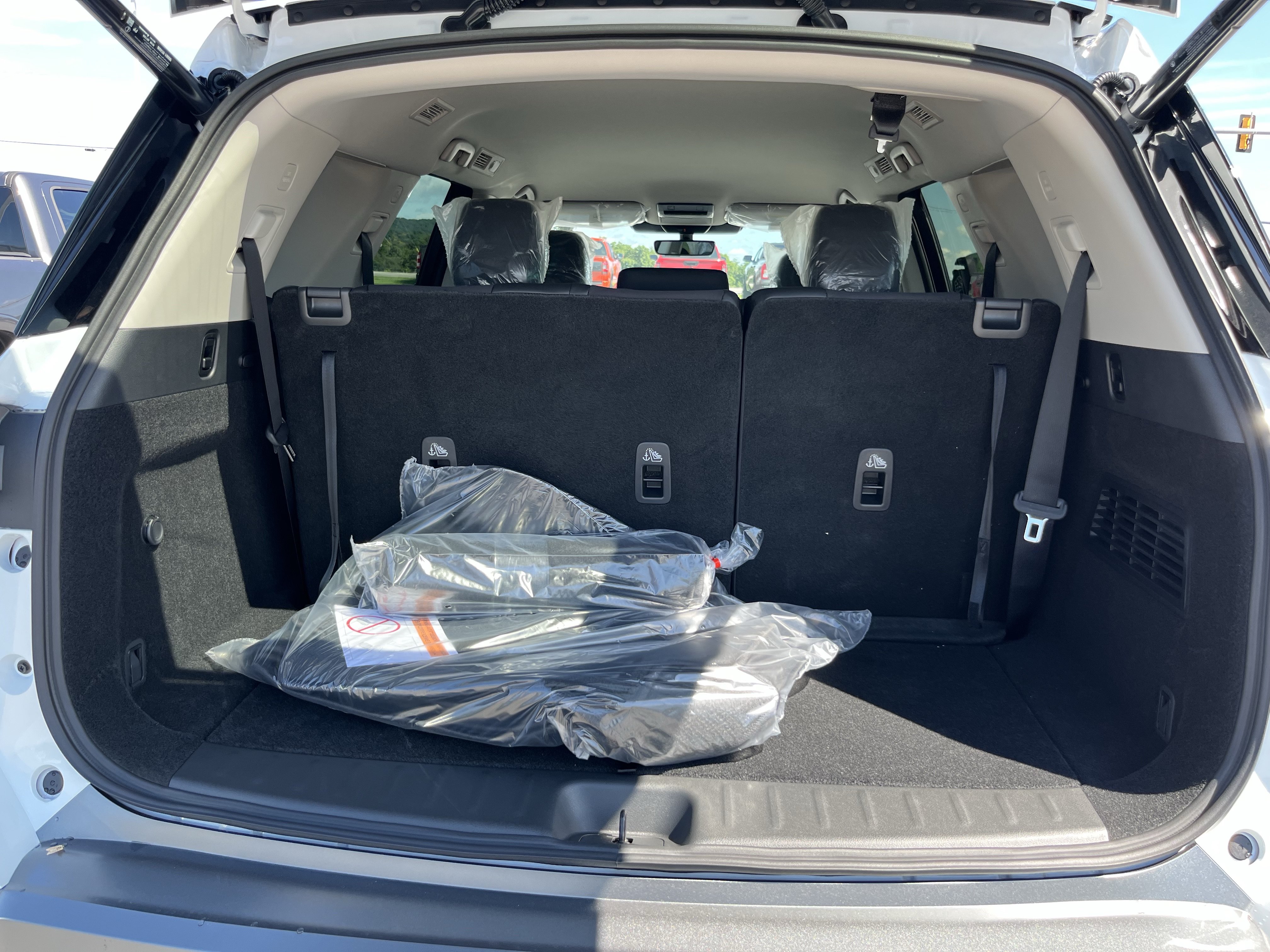 New 2026 Nissan Pathfinder SL AWD/4WD image 7