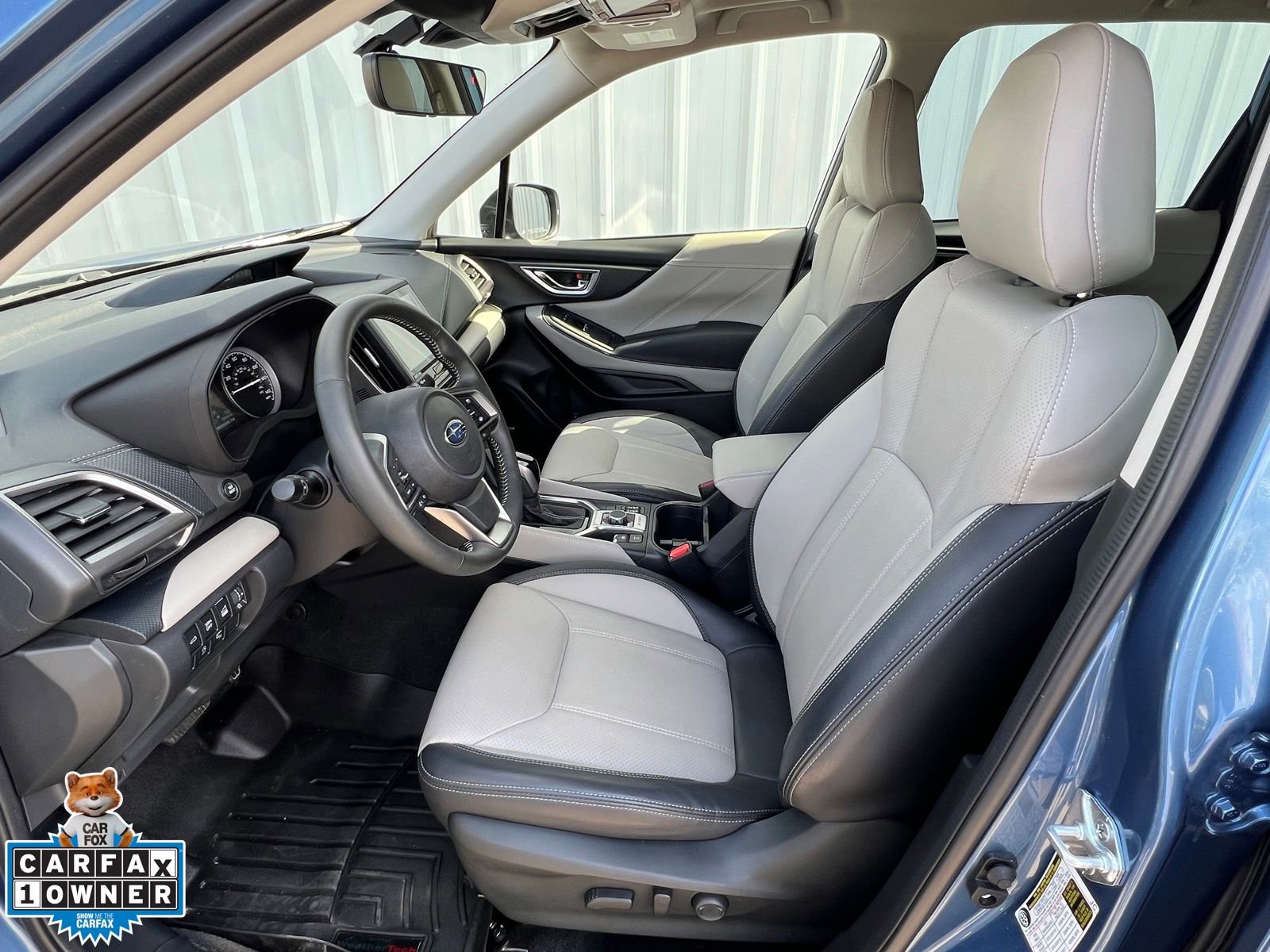 Used 2023 Subaru Forester Limited AWD/4WD image 2