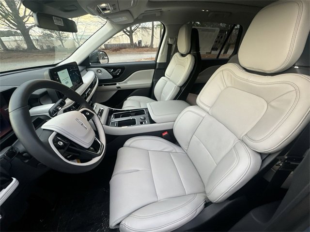 New 2026 Lincoln Aviator Reserve image 11