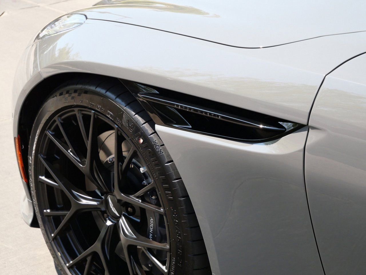 New 2026 Aston Martin DB12 Convertible image 9