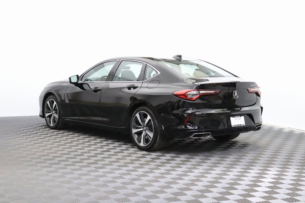 Certified 2025 Acura TLX w/ Technology Package image 7