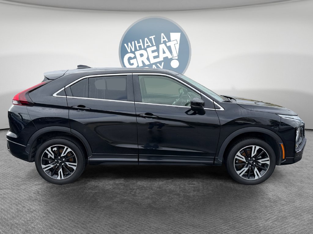 Used 2025 Mitsubishi Eclipse Cross SEL AWD/4WD image 2