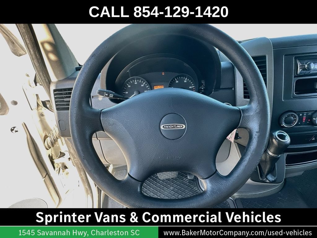 Used 2015 Freightliner Sprinter 3500 RWD image 12