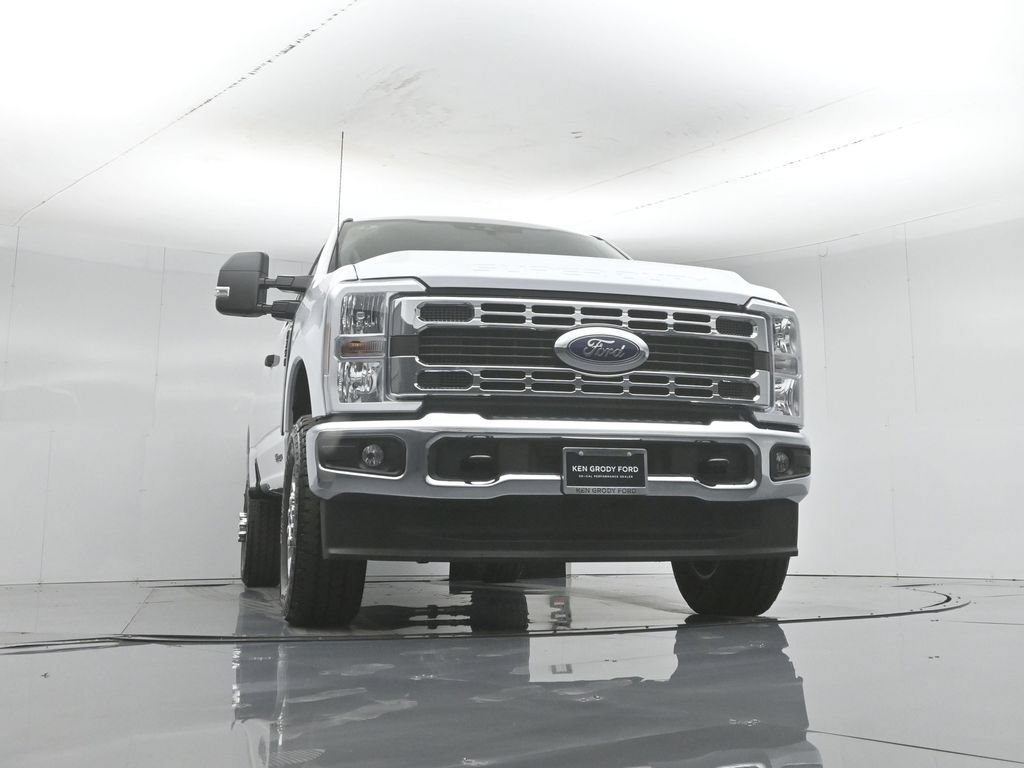 New 2026 Ford F350 XLT AWD/4WD image 44