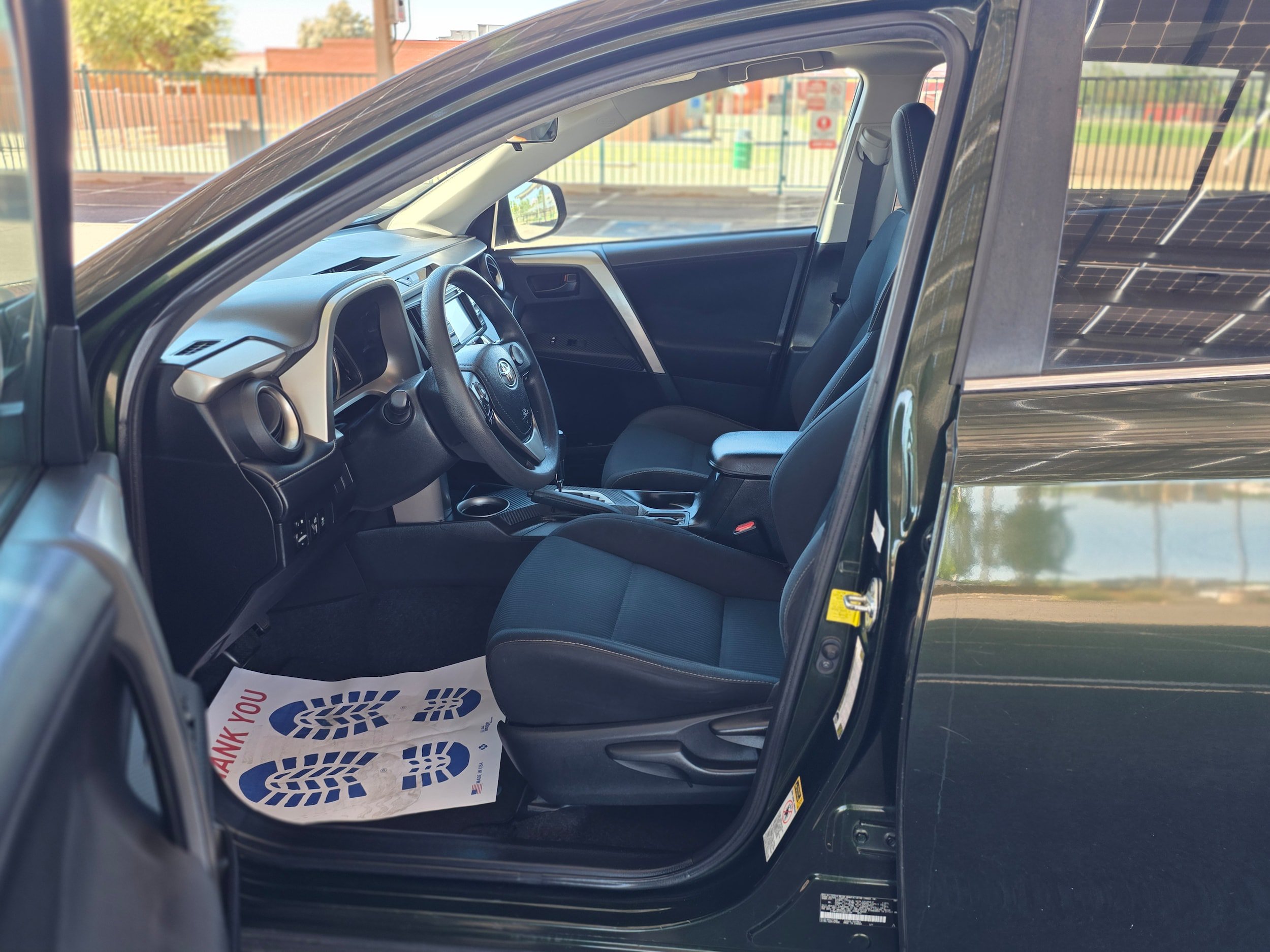 Used 2013 Toyota RAV4 XLE FWD image 13
