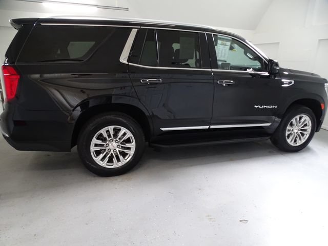 Certified 2023 GMC Yukon SLT w/ SLT Luxury Package AWD/4WD image 24