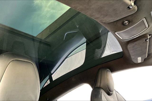 Used 2020 Tesla Model S Performance image 29