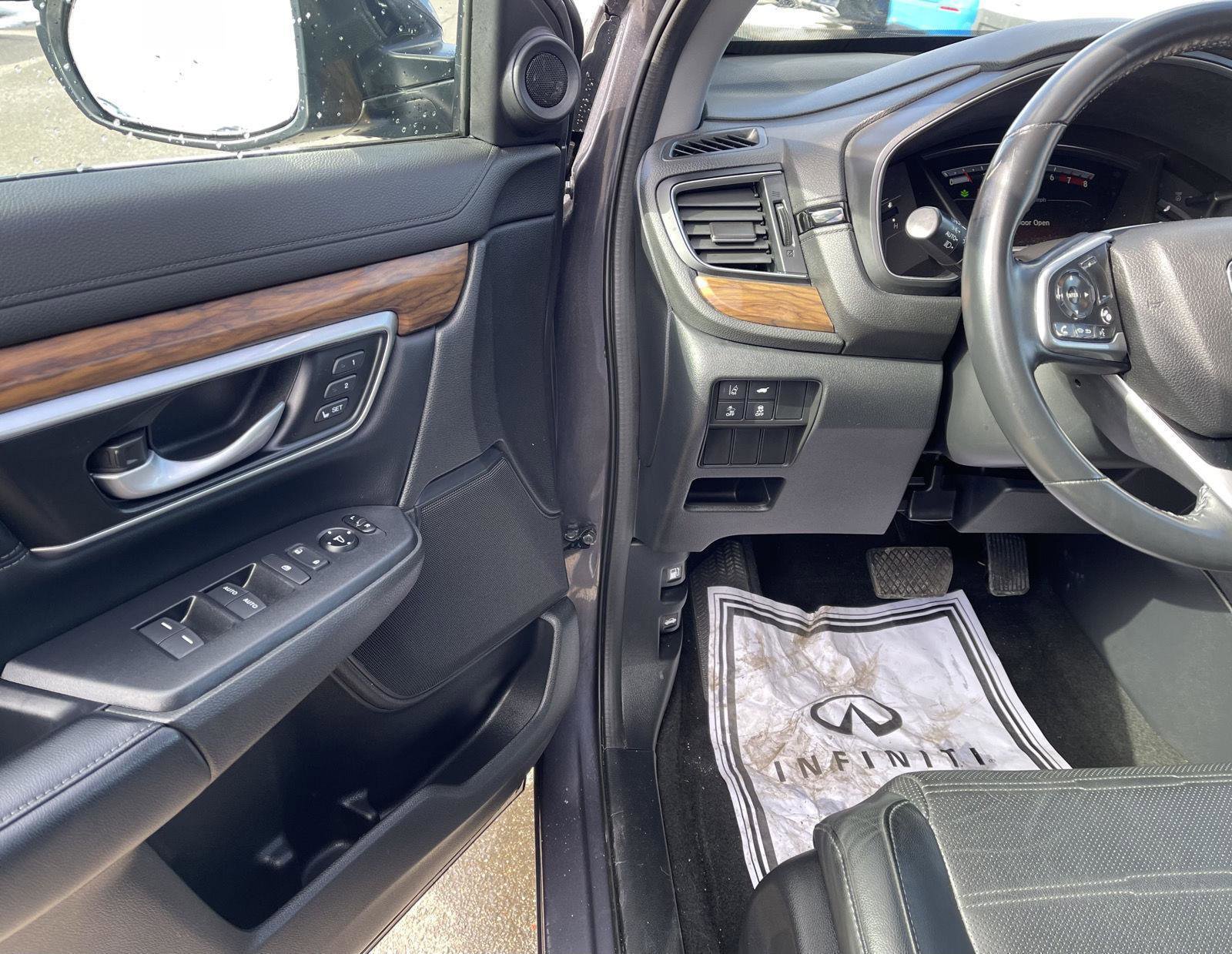 Used 2022 Honda CR-V EX-L image 2
