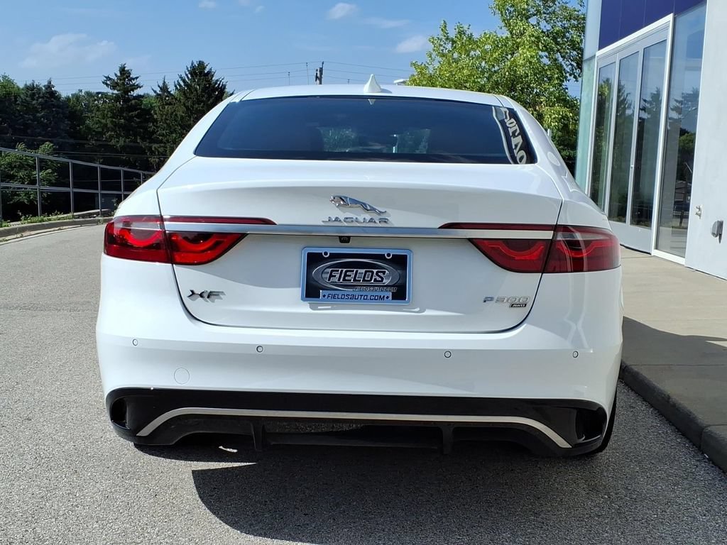 Used 2022 Jaguar XF R-Dynamic SE AWD/4WD image 4