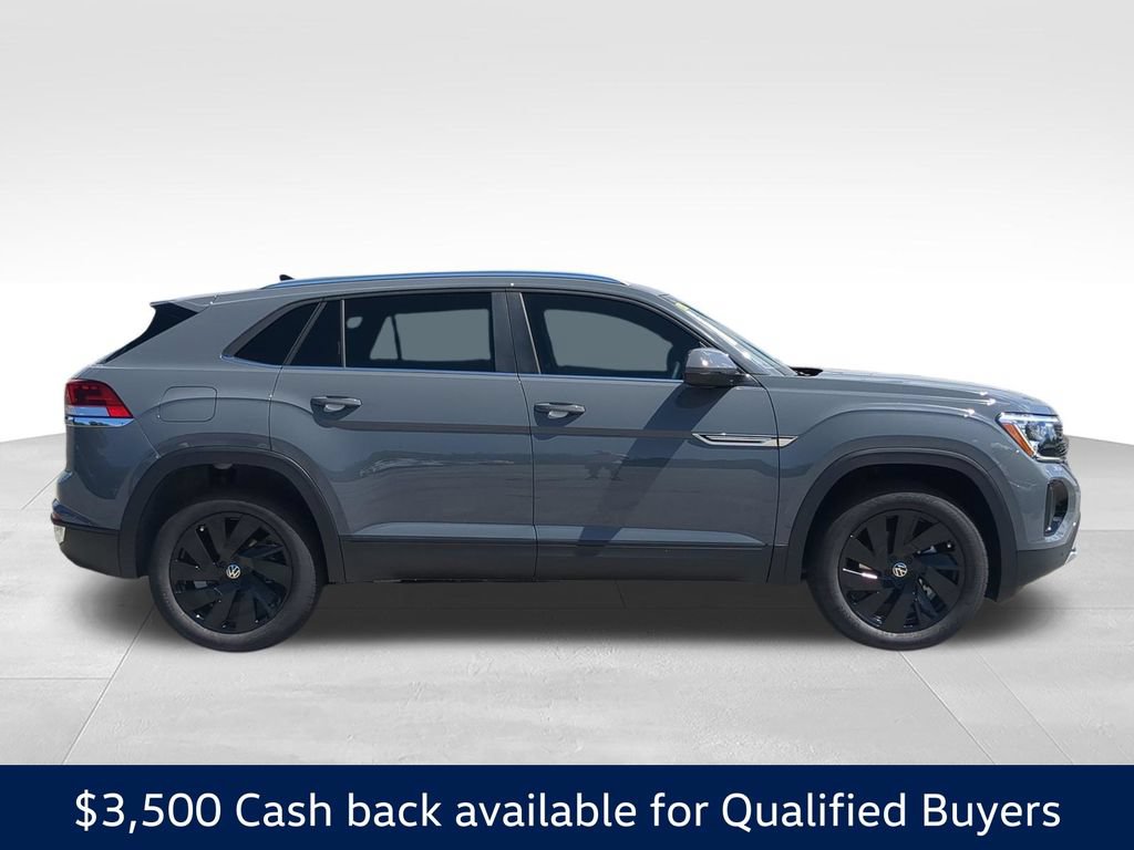 New 2026 Volkswagen Atlas Cross Sport SE FWD image 2