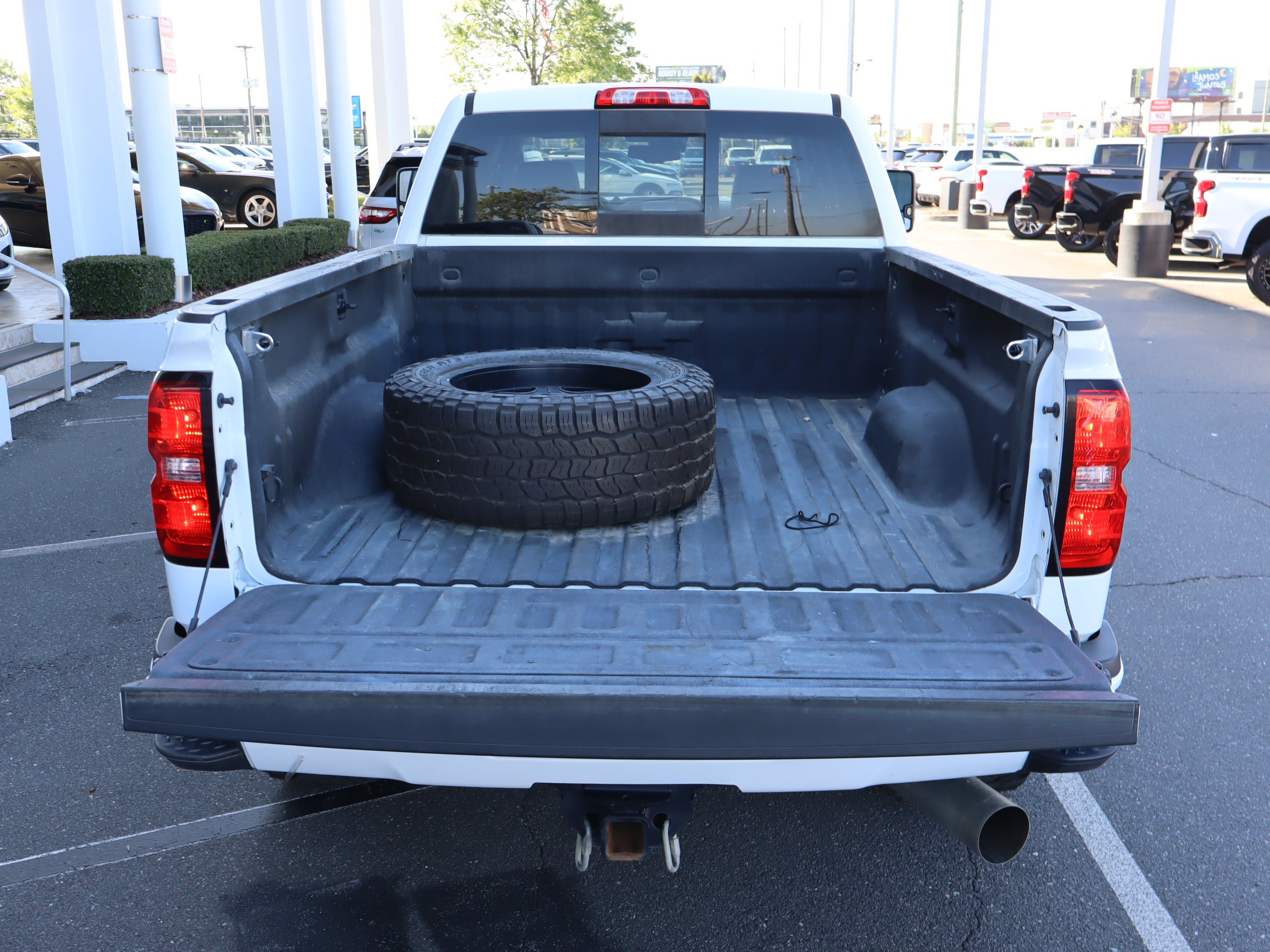 Used 2019 Chevrolet Silverado 2500 High Country w/ Duramax Plus Package AWD/4WD image 14
