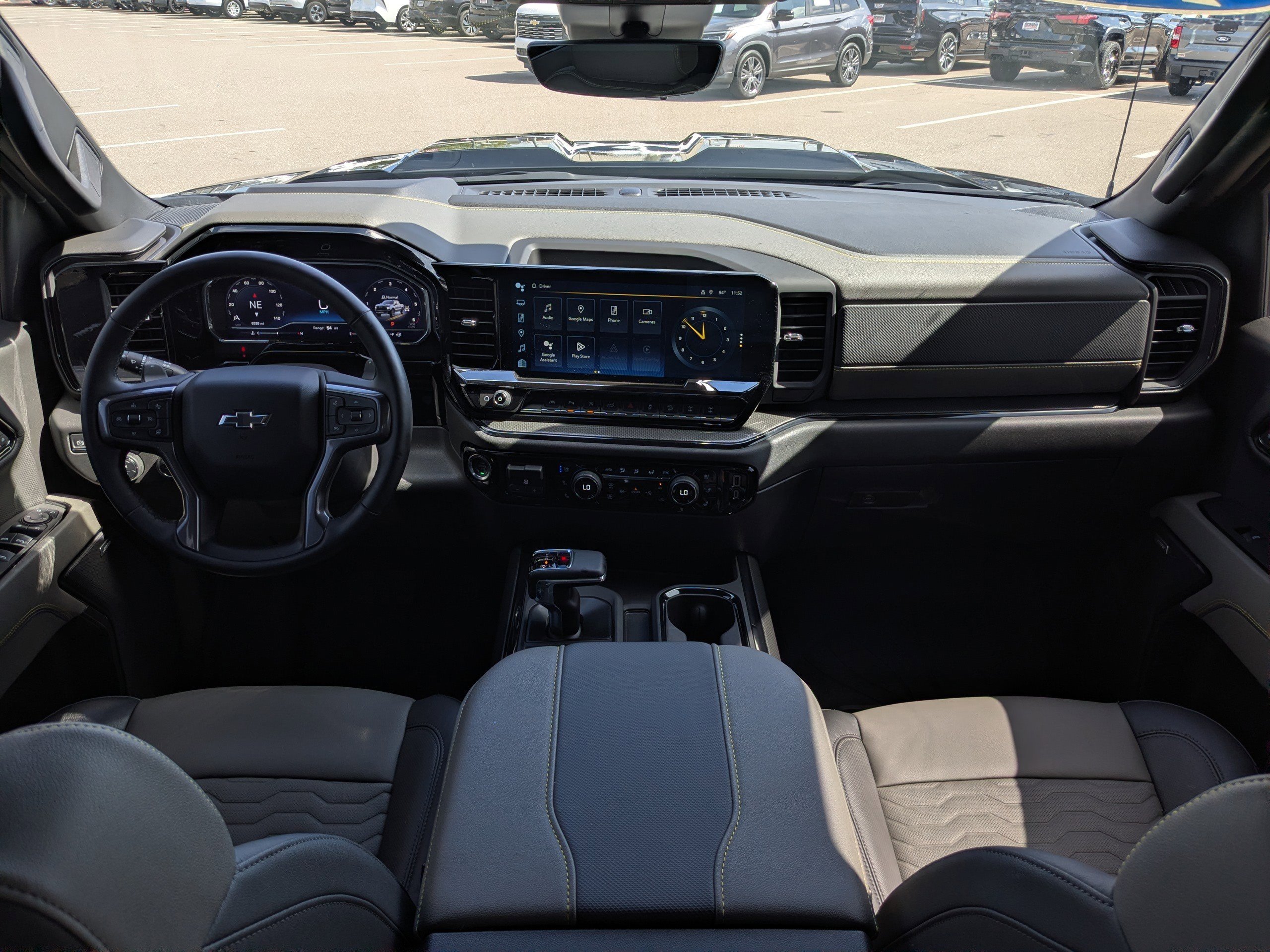 Used 2025 Chevrolet Silverado 1500 ZR2 w/ Technology Package image 15