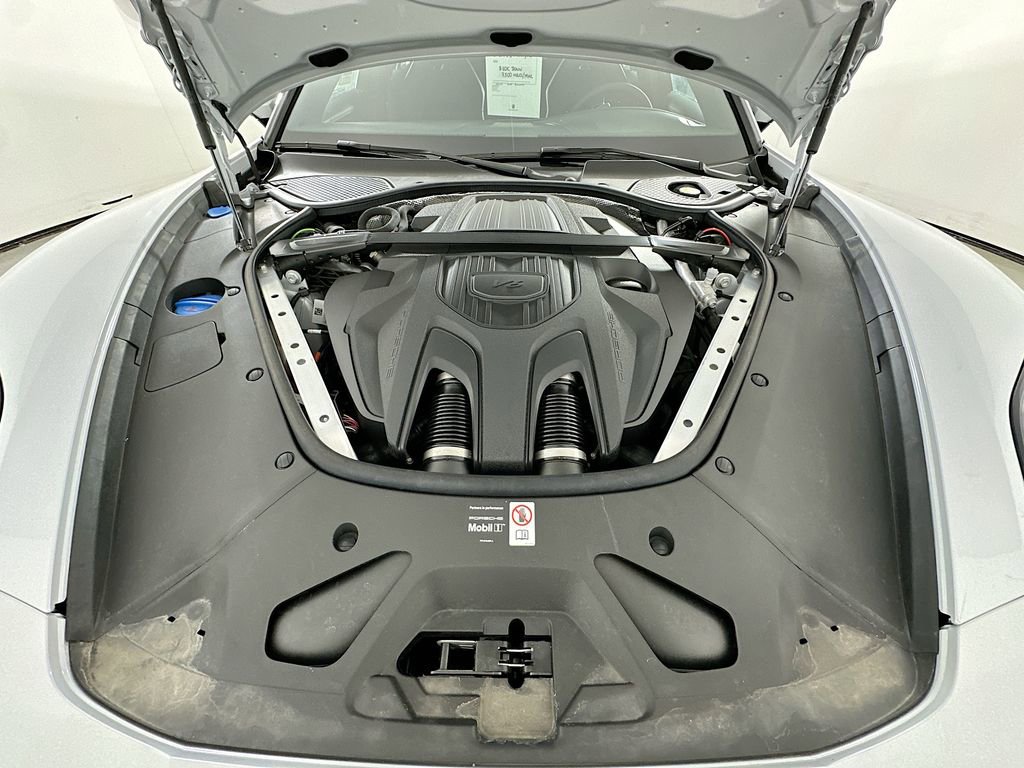New 2025 Porsche Panamera image 32