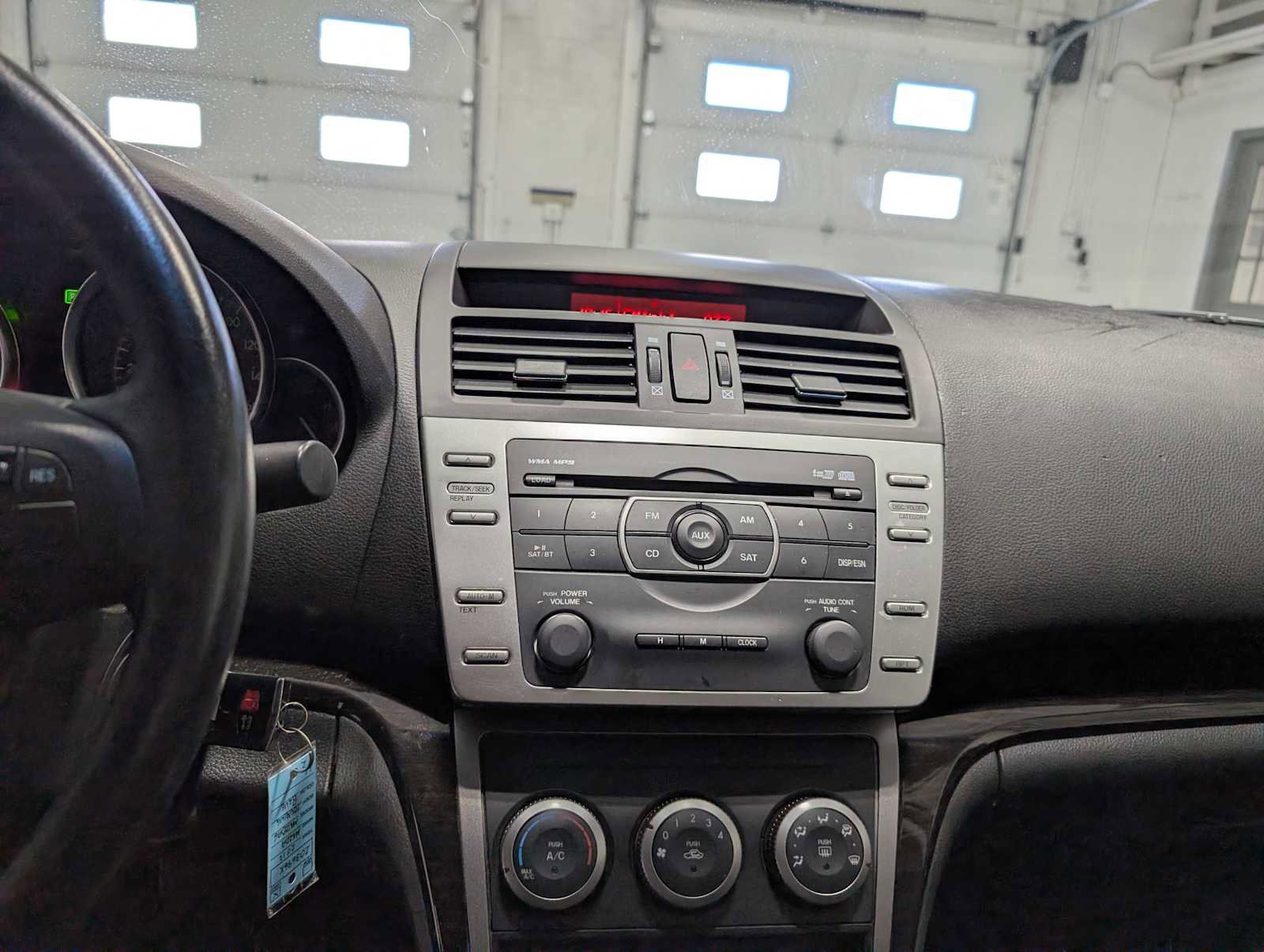 Used 2011 MAZDA MAZDA6 i Touring image 27