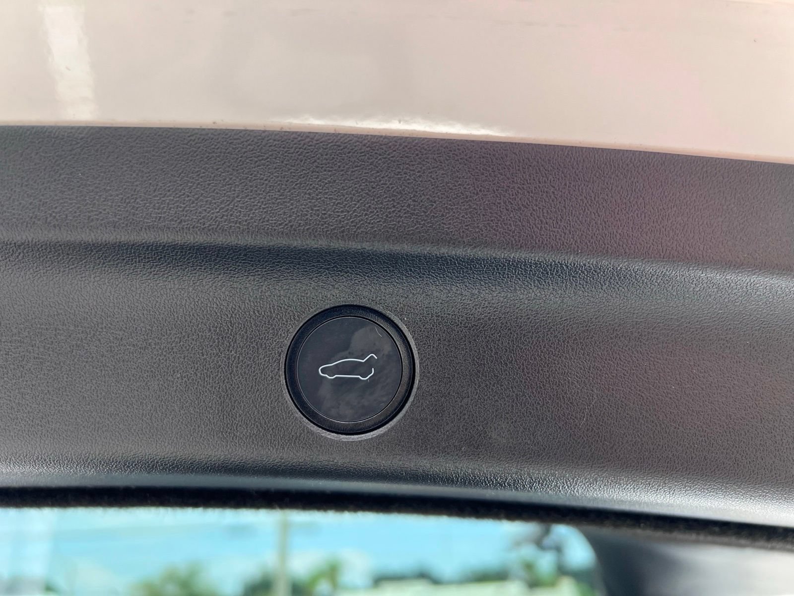 Used 2020 Tesla Model Y Long Range AWD/4WD image 24