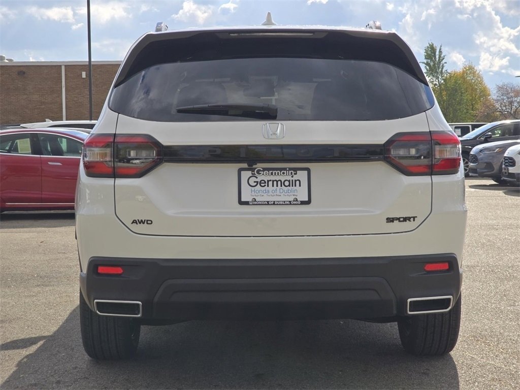 New 2025 Honda Pilot Sport image 15