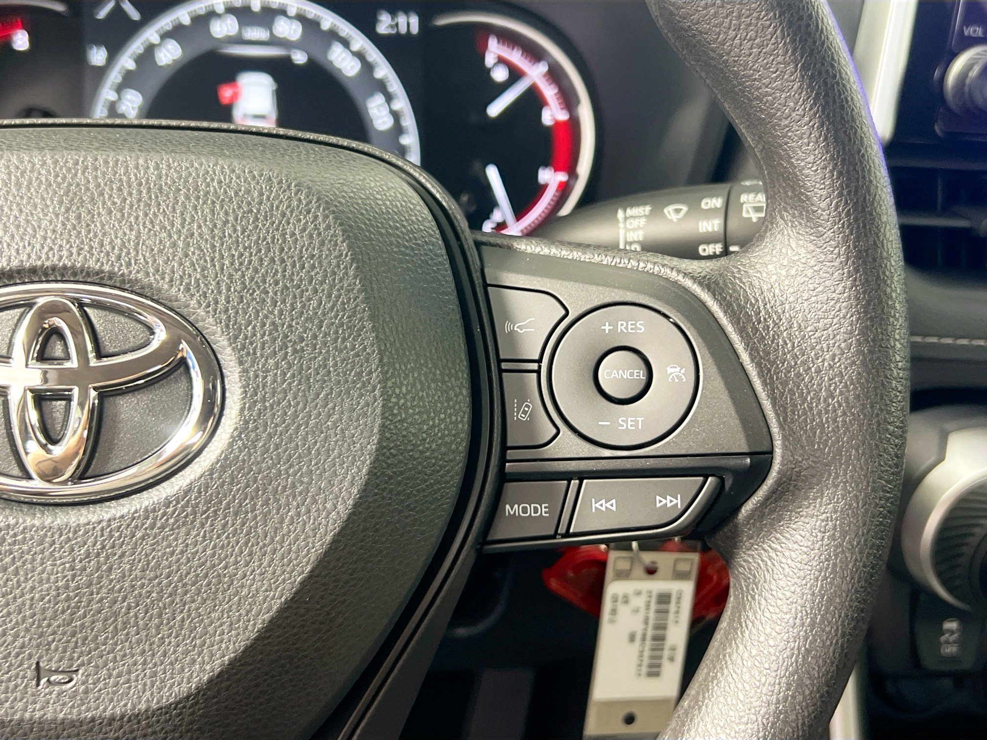 New 2025 Toyota RAV4 LE FWD image 19