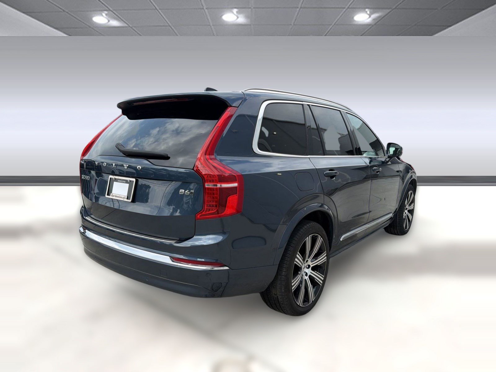 Certified 2023 Volvo XC90 B6 Ultimate w/ Protection Package Premier AWD/4WD image 9