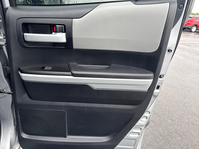 Used 2019 Toyota Tundra Limited w/ Limited Premium Package AWD/4WD image 16