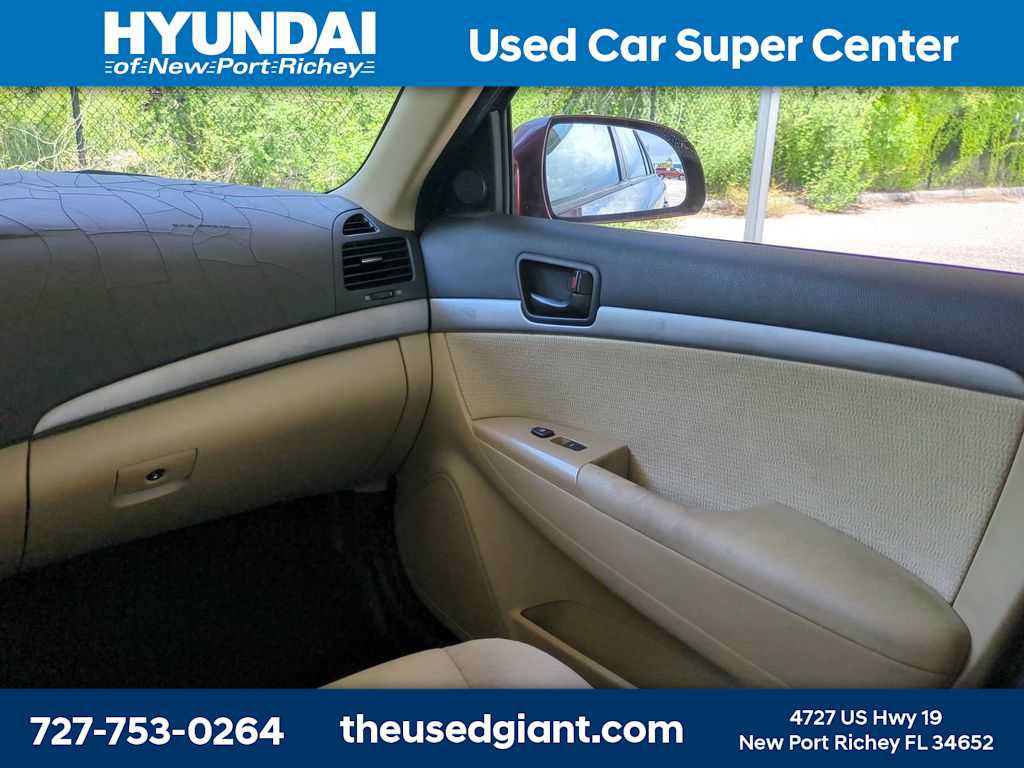 Used 2009 Hyundai Sonata GLS FWD image 16