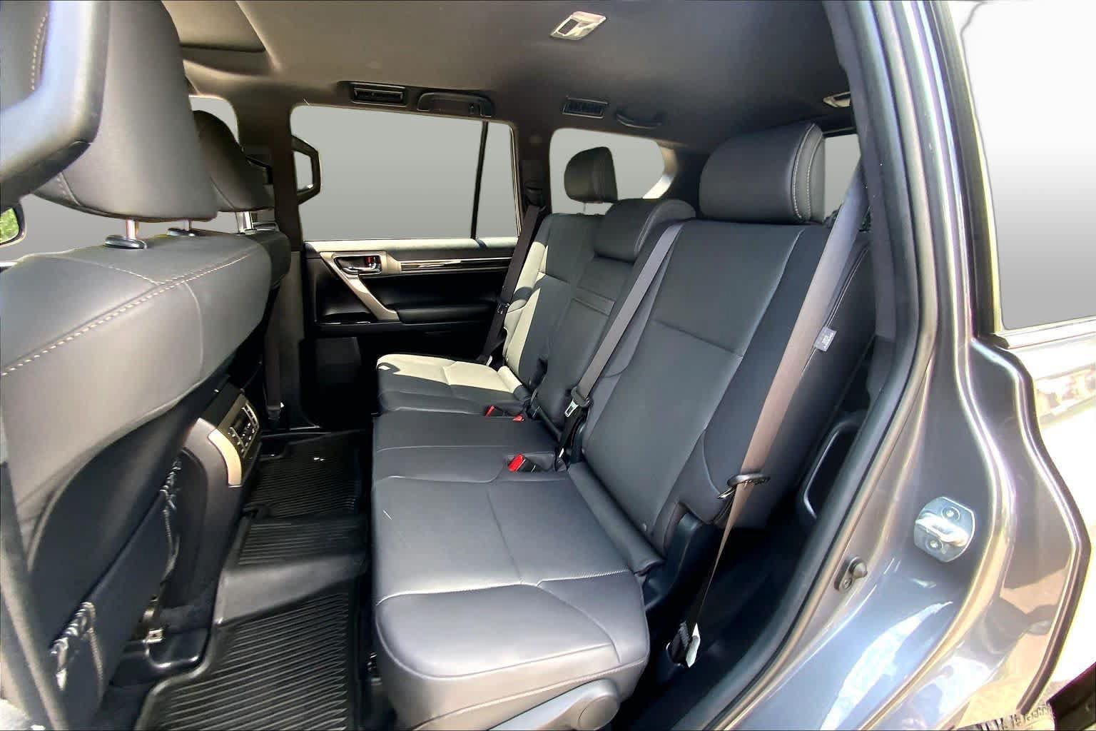 Used 2021 Lexus GX 460 Premium w/ Premium Package AWD/4WD image 20