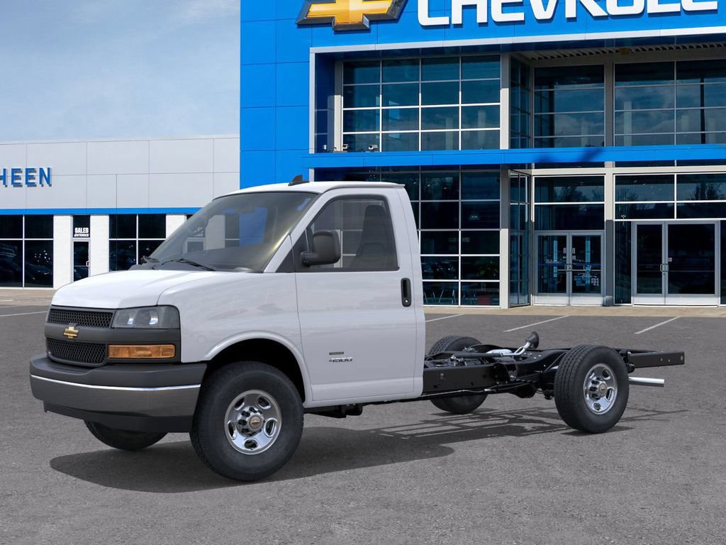 New 2026 Chevrolet Express 3500 w/ Power Convenience Package RWD video 2