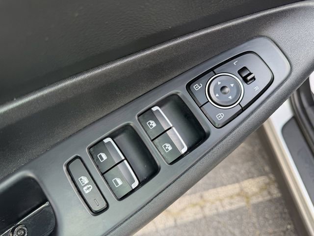 Used 2023 Hyundai Santa Fe SEL image 10